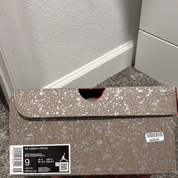 Retro 4 Jordan’s - Picture 10 of 12